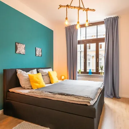 Blue Chili 18 Zentrales City-apartment Am Hasselbachplatz, 4 Personen *