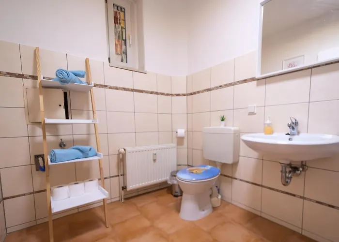 Apartment Blue Chili 18 Zentrales City-apartment Am Hasselbachplatz, 4 Personen Magdeburg