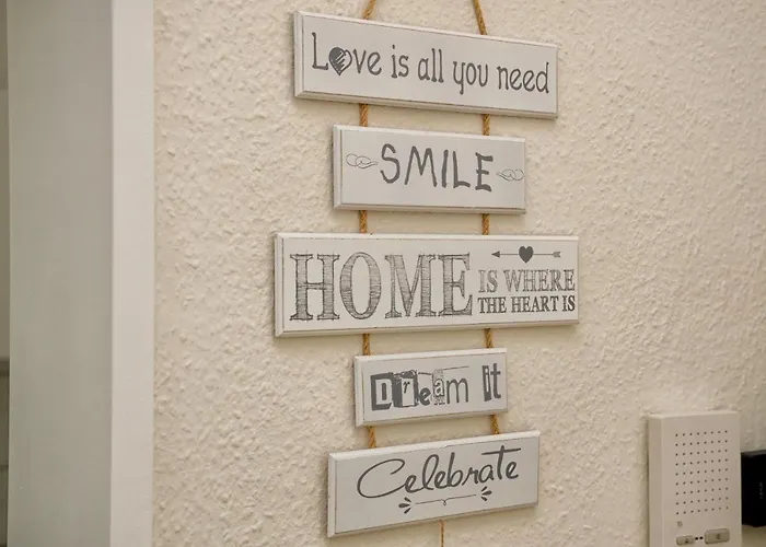 Apartment Blue Chili 18 Zentrales City-apartment Am Hasselbachplatz, 4 Personen Magdeburg