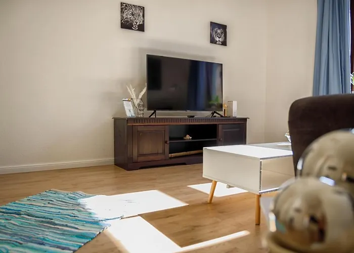 Apartment Blue Chili 18 Zentrales City-apartment Am Hasselbachplatz, 4 Personen